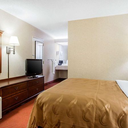 Quality Inn Mount Airy Mayberry Екстер'єр фото