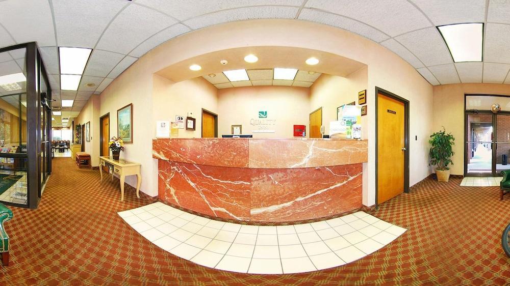 Quality Inn Mount Airy Mayberry Екстер'єр фото