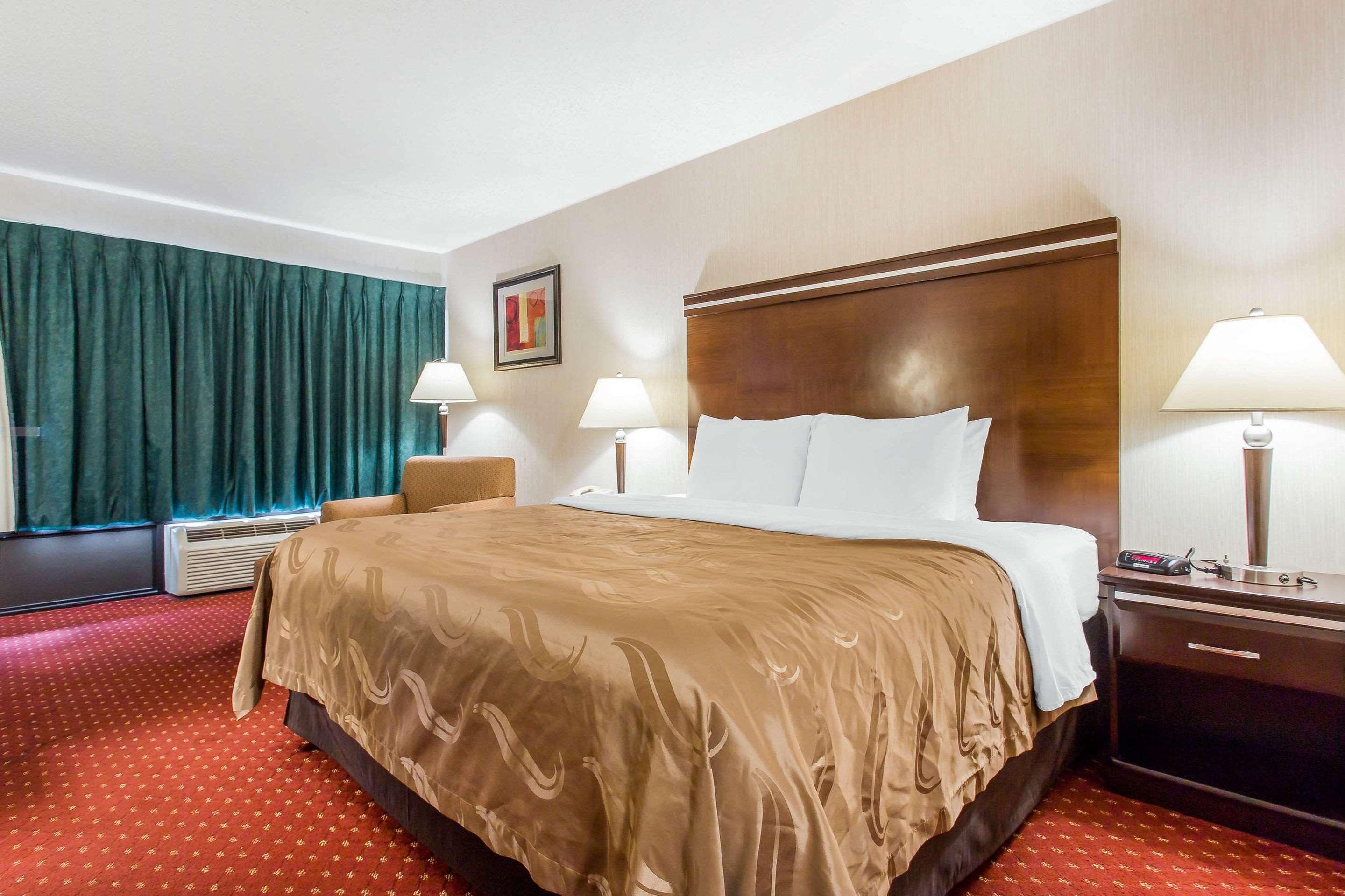 Quality Inn Mount Airy Mayberry Екстер'єр фото
