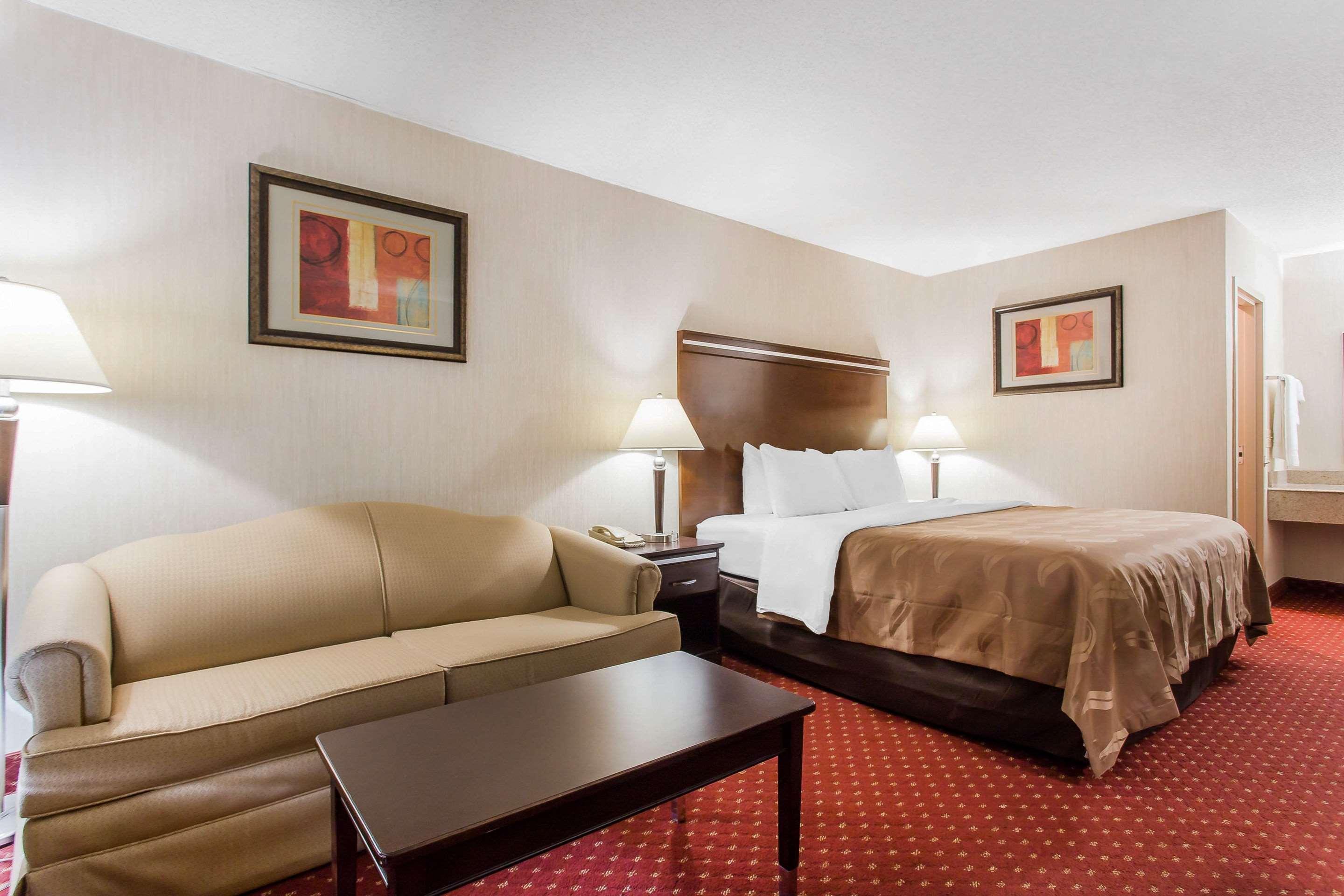 Quality Inn Mount Airy Mayberry Екстер'єр фото