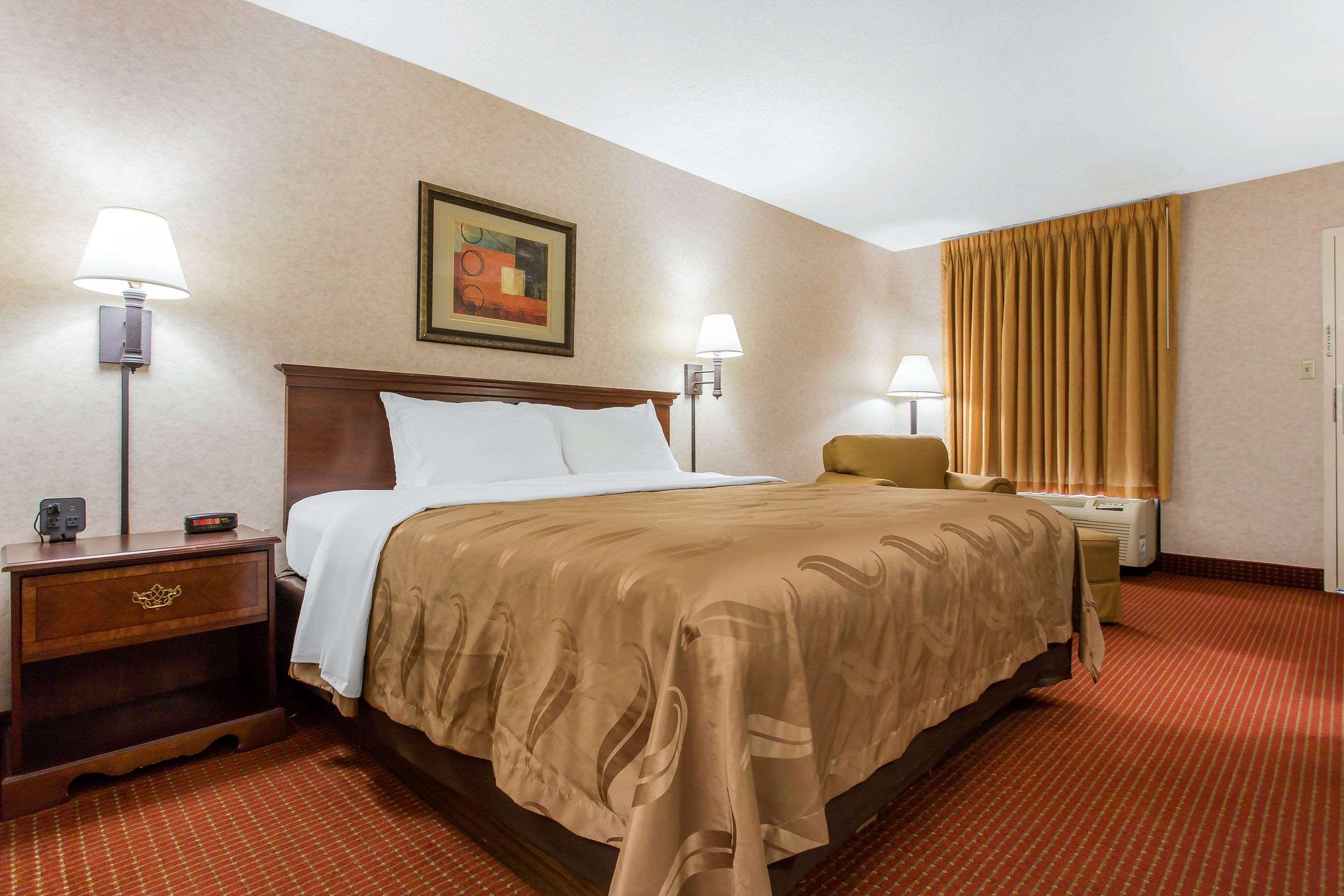 Quality Inn Mount Airy Mayberry Екстер'єр фото