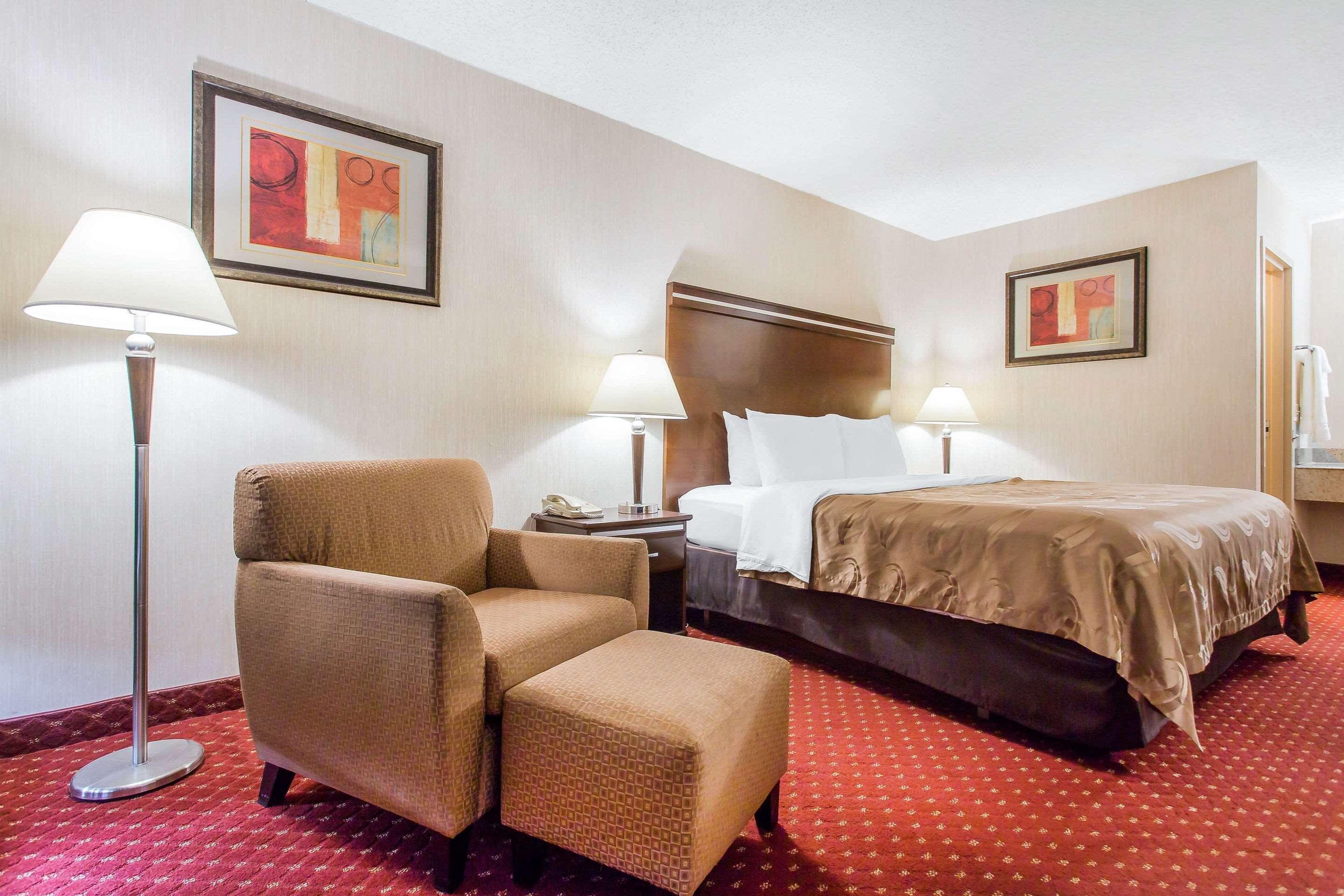 Quality Inn Mount Airy Mayberry Екстер'єр фото
