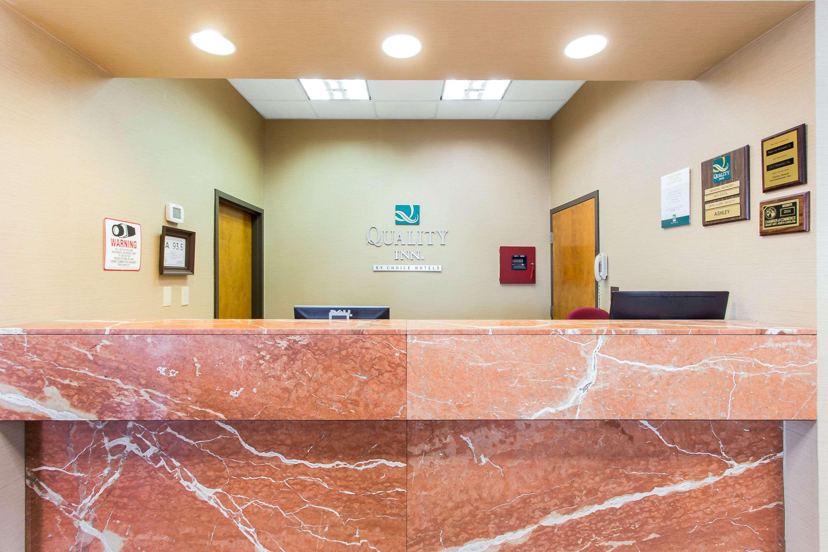 Quality Inn Mount Airy Mayberry Екстер'єр фото