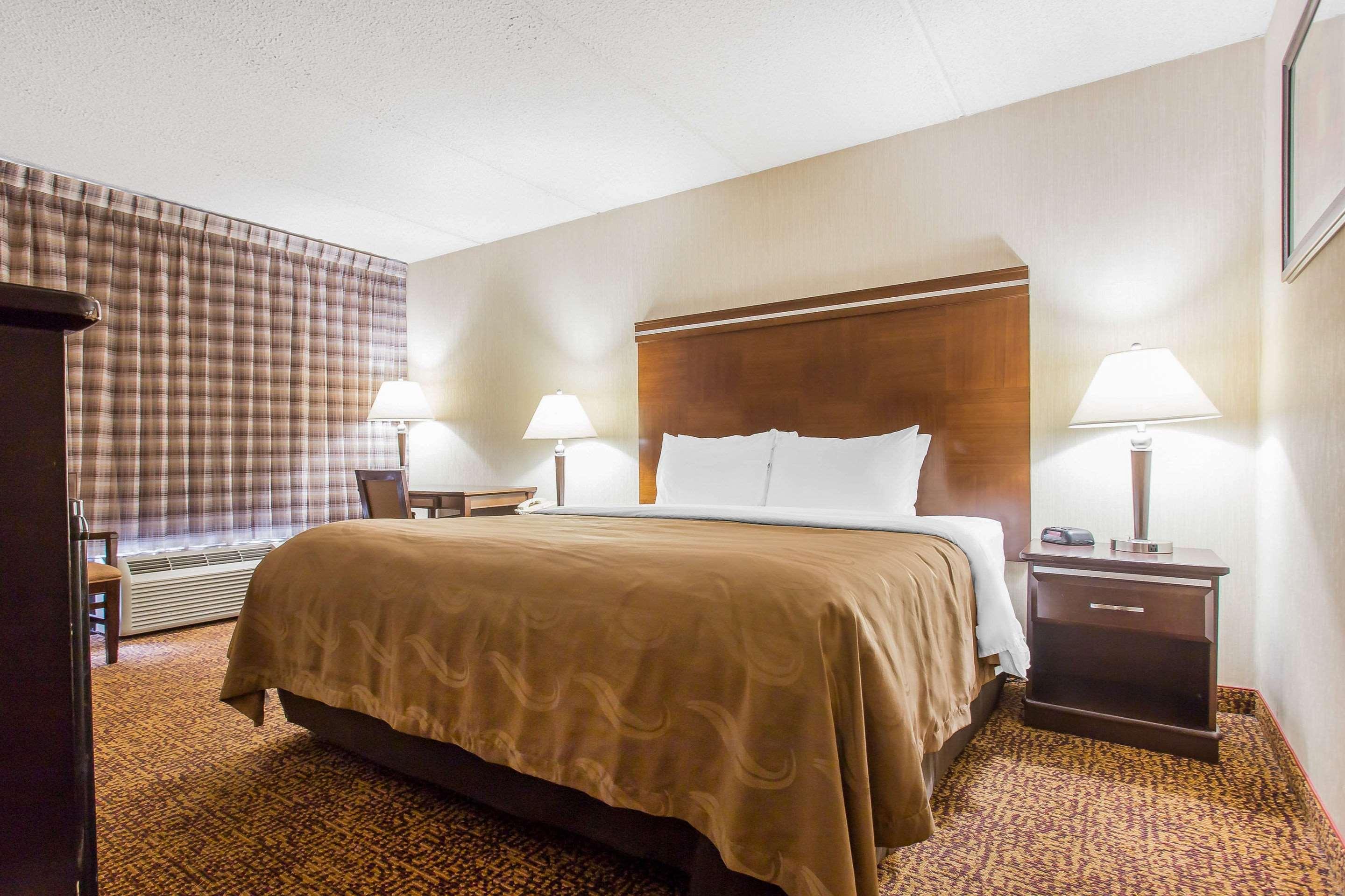 Quality Inn Mount Airy Mayberry Екстер'єр фото