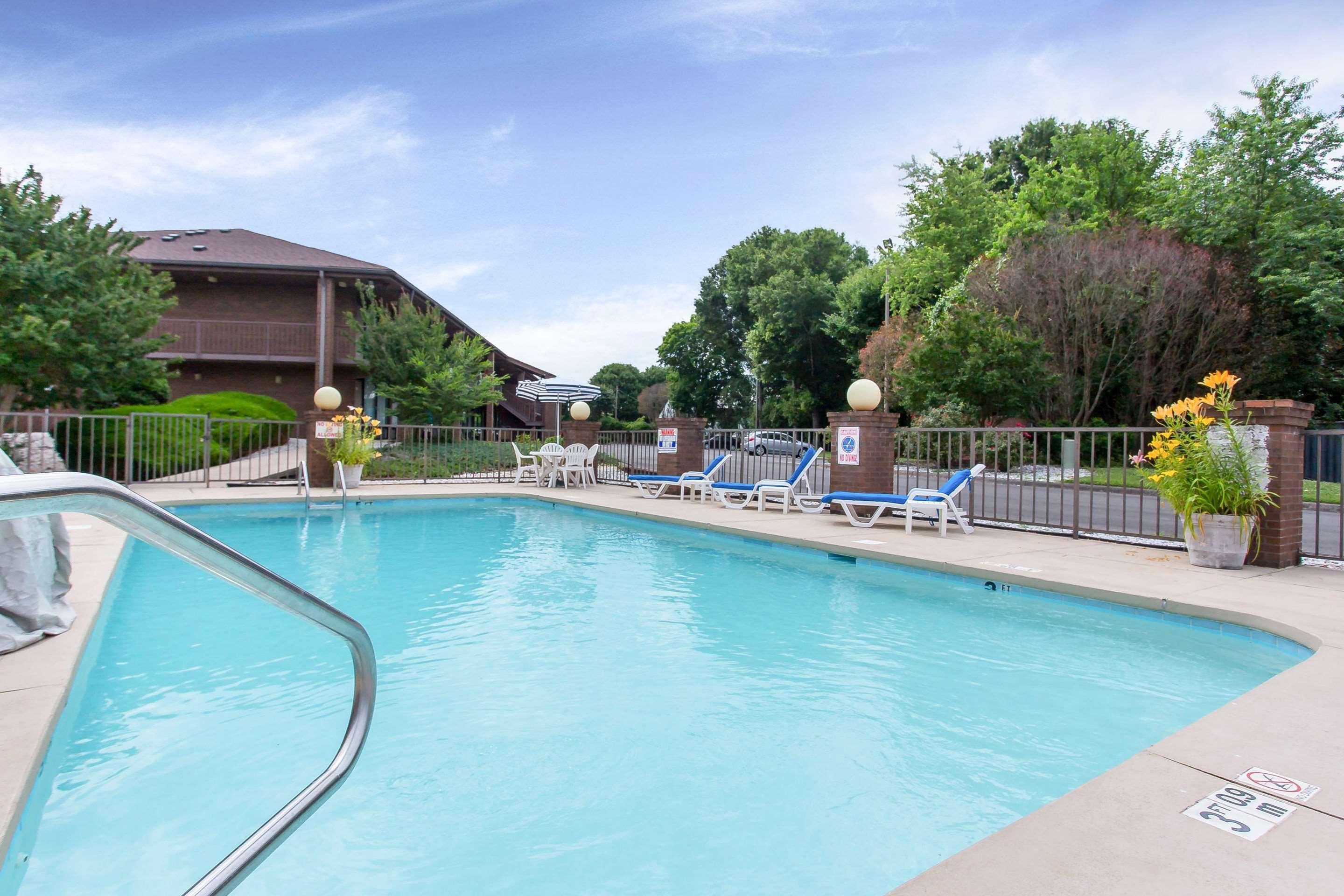 Quality Inn Mount Airy Mayberry Екстер'єр фото