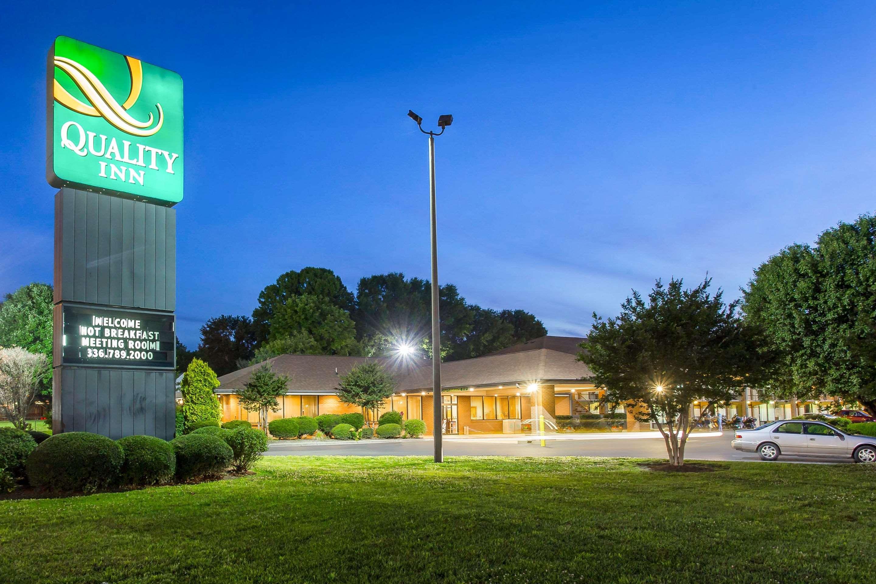 Quality Inn Mount Airy Mayberry Екстер'єр фото