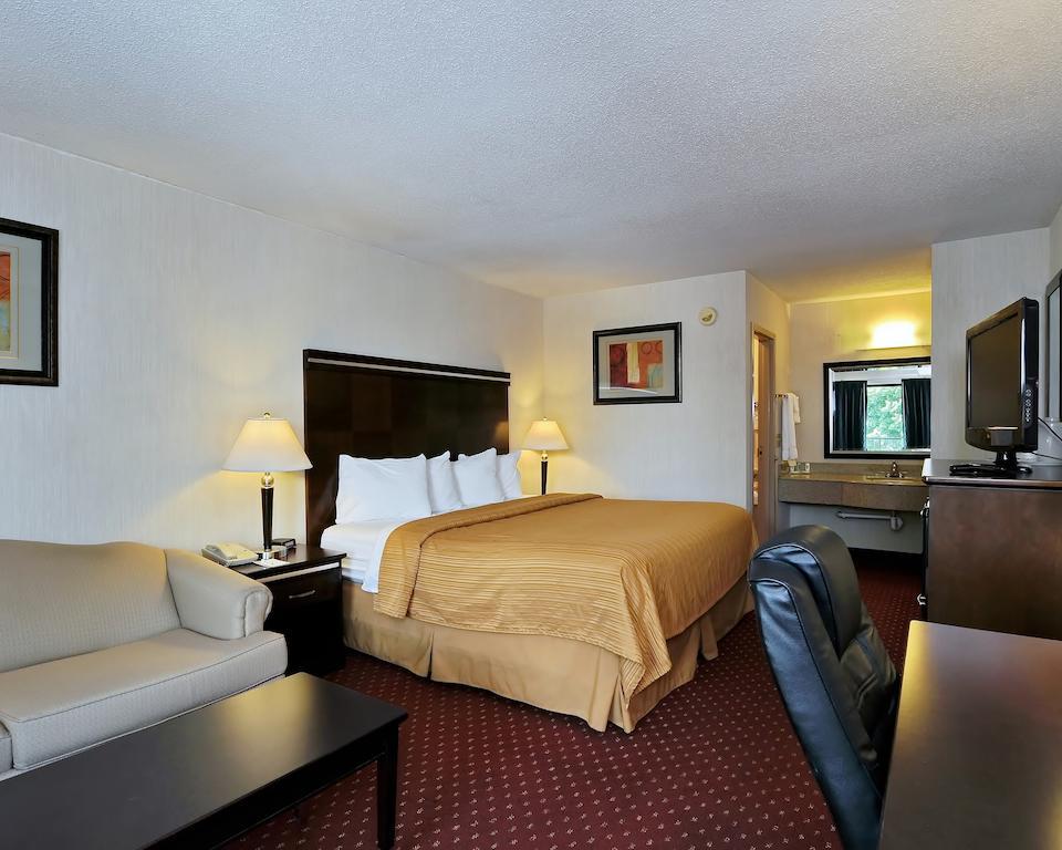 Quality Inn Mount Airy Mayberry Екстер'єр фото