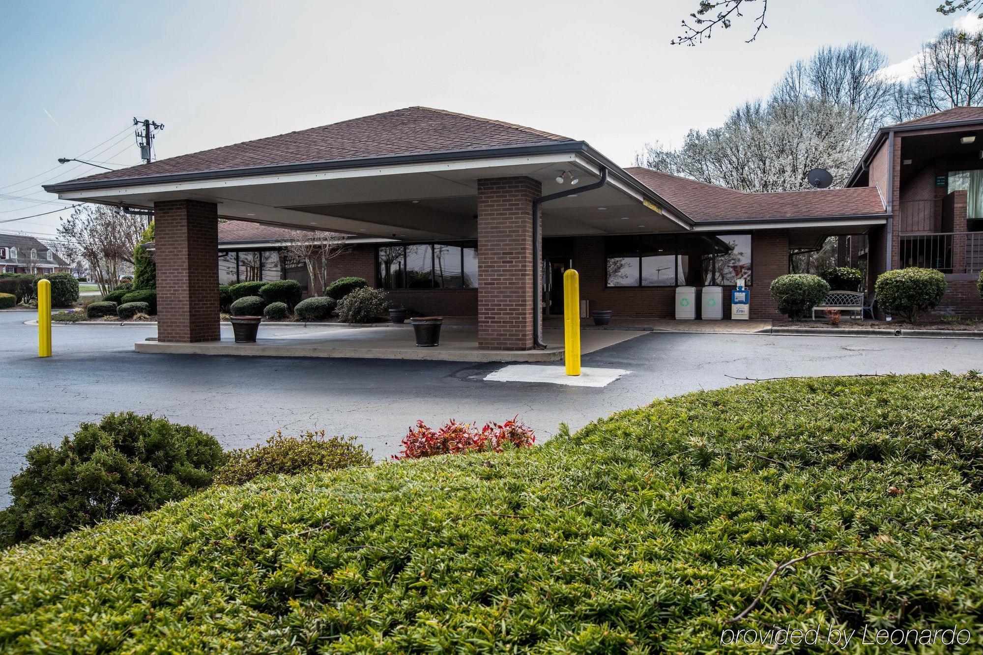 Quality Inn Mount Airy Mayberry Екстер'єр фото